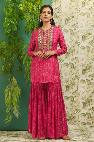 Alaya Advani Floral Print Kurta & Gharara Set