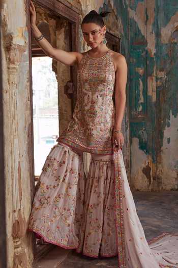 Tamanna Punjabi Kapoor Halter Neck Resham Embroidered Kurta Gharara Set 