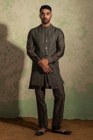 Ankita Shahabadi Hamir Embroidered Long Bundi Kurta Set 