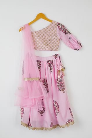 Yuvraani Jaipur Zari Embroidered Jaal Top & Skirt Set 