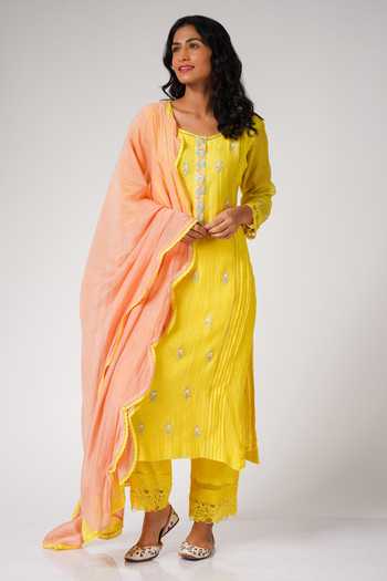 Label Mansi Nagdev Rumiha Chanderi Resham Embroidered Kurta Set 