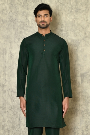 Naintara Bajaj Button Down Kurta