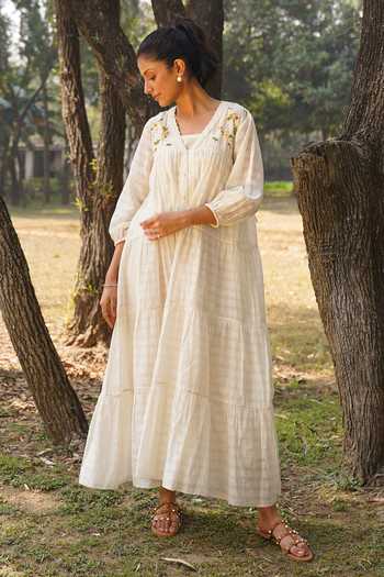 Dhaari Checkered Pattern Tiered Maxi Dress 