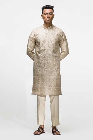 Asuka Geometric Embroidered Chanderi Silk Kurta Set