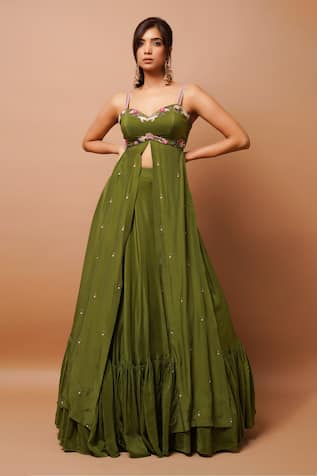 AHI Clothing Front-Slit Kurta & Ruffle Hem Lehenga Set 