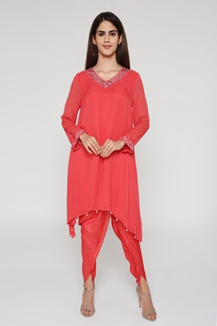 Bha sha Rita Neck Embroidered Tunic & Dhoti Pant Set