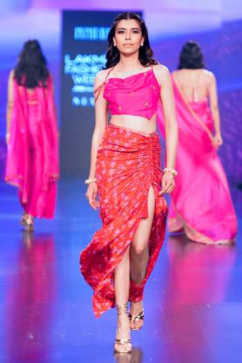 Punit Balana Gulaabi Gulaab Asymmetric Top & Surkh Laal Draped Skirt Set 