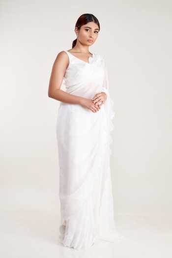 Pooja Bagaria Chantilly Lace Border Saree & Blouse Set 