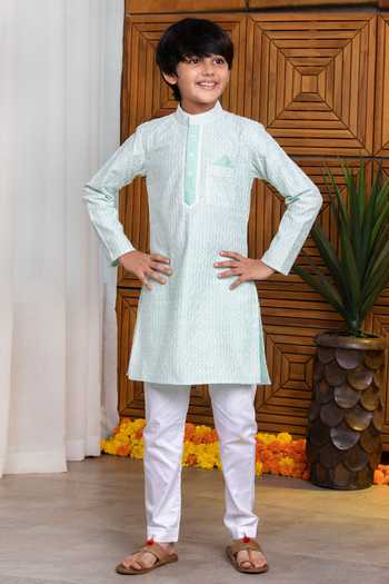 Free Sparrow Rose Chanderi Thread Embroidered Kurta Set 