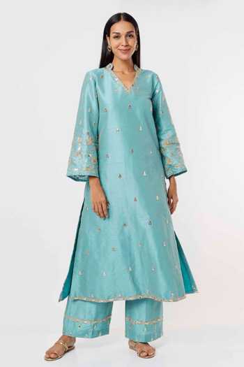 Mehak Murpana Floral Geometric Embroidered Kurta & Pant Set 