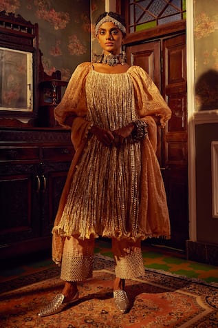 Etasha By Asha Jain Metallic Embellished Anarkali Set 