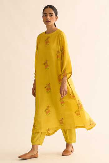 Dot Evani Floral Print Kurta & Pant Set 