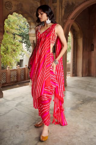 Pink City by Sarika Silk Leheriya Pattern Pre-Draped Saree With Blouse 