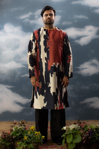 Saksham Neharicka Printed & Thread Embroidered Kurta