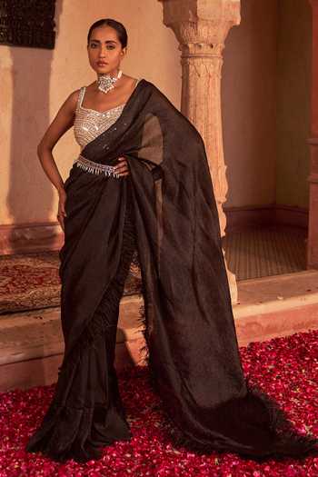 NIDHIKA SHEKHAR Deccan Tyohaar Silk Pre-Draped Saree Set 