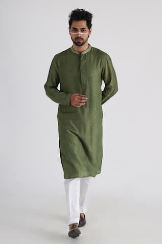 Smriti By Anju Agarwal Shadab Pintucked Kurta Set 