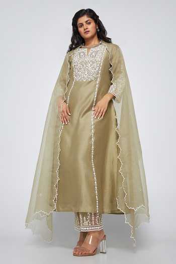 Asaga Caily Floral Embroidered Kurta Set 