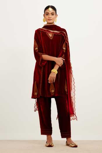 Devnaagri Embroidered Velvet Short Kurta Set 
