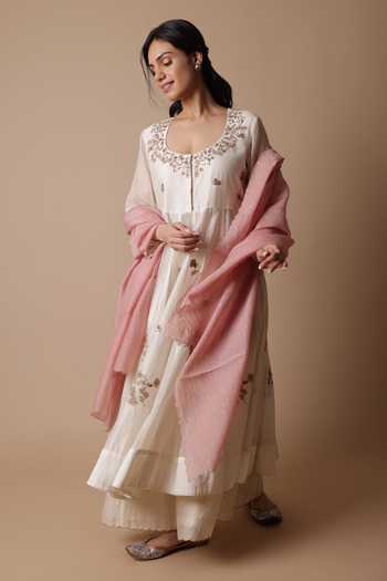 Rhua Afra Pearl Flower Embroidered Anarkali Set 