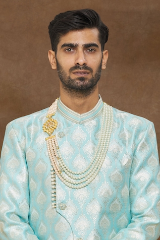 Arihant Rai Sinha Embellished Pearl Layered Mala