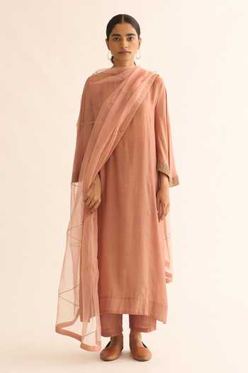 Dot Pink Zari Hand Embroidered Kurta & Pant Set 