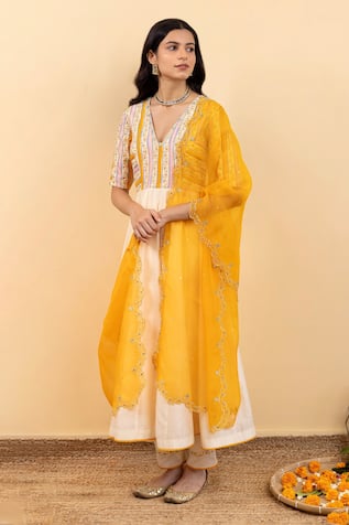 Pita Nila Kira Chanderi Anarkali Set 