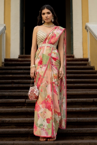 Paulmi and Harsh Bloom With Grace Naksha Pre-Draped Saree Set