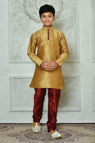 Straight Mandarin Collar Kurta 
