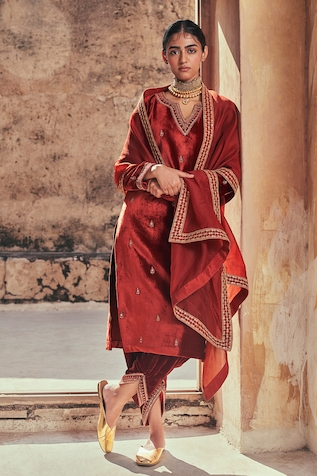 Taisha Embroidered Pure Silk Velvet Dhoti Pant