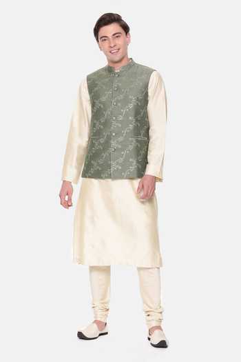 Mayank Modi - Men Floral Vine Embroidered Chanderi Bundi 