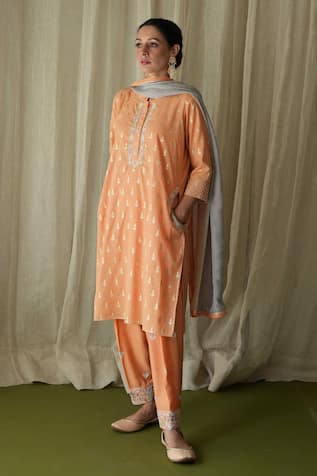 Kanika Sharma Chanderi Zari Butti Kurta Peshwa Salwar Set 