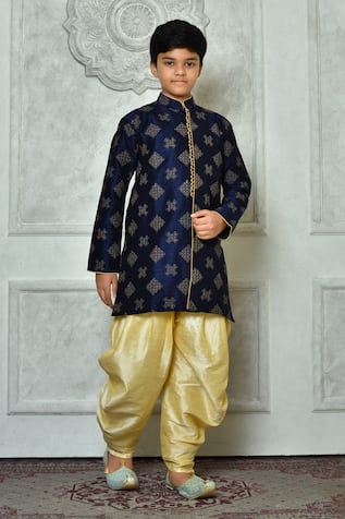 Floret Thread Work Kurta Set 