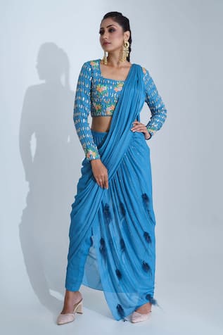 Readymade Mulbury Silk Padded Back Open Sleeveless Maroon Saree Blouse –  ShopBollyWear.Com