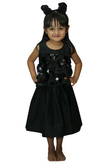 Kirti Agarwal - Pret N Couture Sequinned Layered Black Dress 