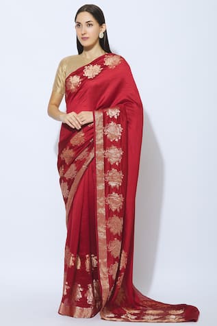 Buy Organza Printed Saree with Blouse by Mrunalini Rao at Aza Fashions |  Saree designs, Traditional blouse designs, Fancy sarees