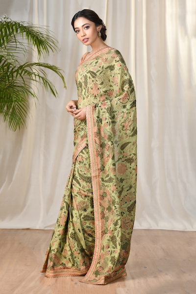 RI.Ritu Kumar Floral Print Saree with Unstitched Blouse Fabric