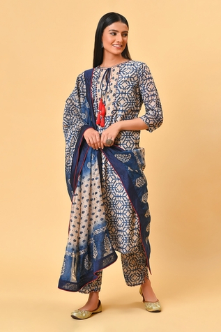 NUHH Chanderi Printed Kurta Set