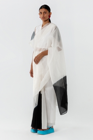 Studio Medium Handwoven Organza Colorbock Saree