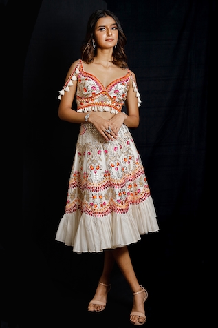 Archana Kochhar Floral Embroidered Blouse & Lehenga Set