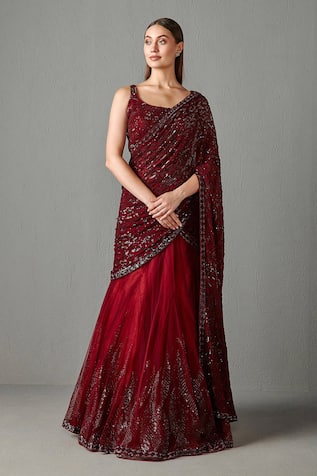 Pin by Artist Clicks on Bridal Lehenga | Lehenga style saree, Bridal  lehenga online, Golden saree blouse designs
