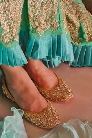 Gold Embroidered Juttis 