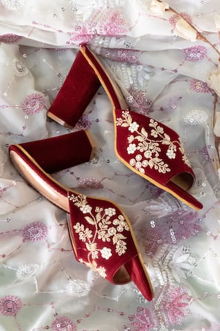 Buy Footin Women Red Heels Online @ ₹1299 from ShopClues