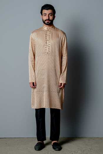 Pooja Rajgarhia Gupta Zig Zag Print Kurta Set 