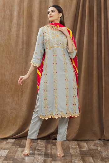 Gaurav katta Embroidered Kurta Pant Set 