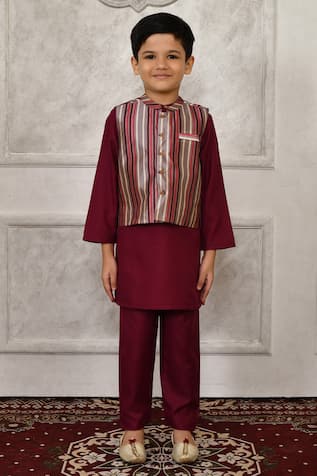 Arihant Rai Sinha Stripe Pattern Bundi & Kurta Set 