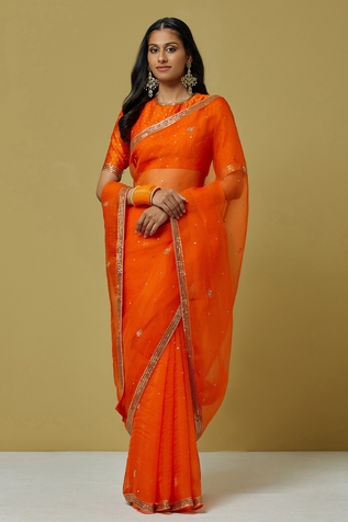 Ikshita Choudhary Embroidered Saree With Blouse