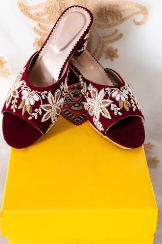 Narangam Embroidered Block Heels 