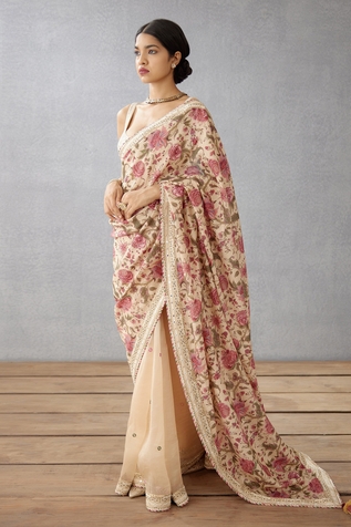 Torani Kasturi Revathi Saree