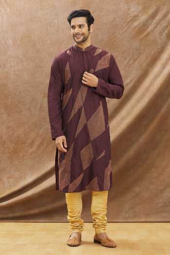 Priyanka Haralalka Geometric Embroidered Kurta Set 