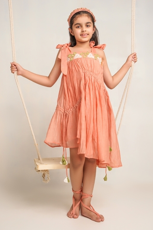 The Right Cut Tie-Up Dress